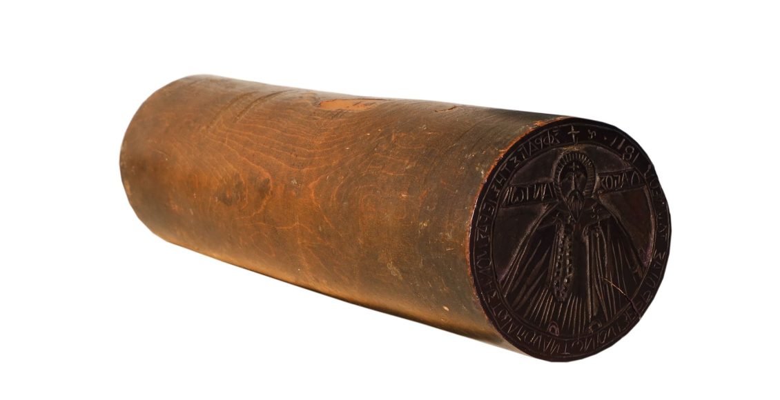 “Ένα-έκθεμα-–-μια-ιστορία”:-Η-σφραγίδα-που-φωτίζει-την-εκκλησιαστική-ζωή-της-Βέροιας