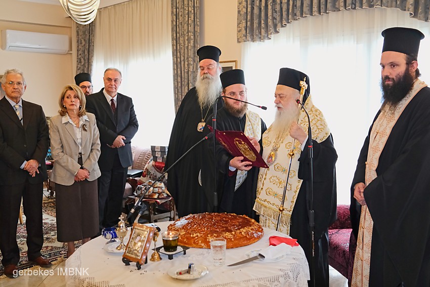 Κοπή-Βασιλόπιτας-και-οικονομική-ενίσχυση-της-Ιεράς-Μητροπόλεως-στο-Γηροκομείο-Βεροίας