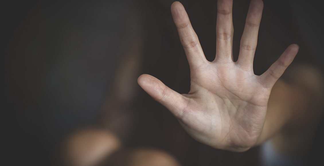 Υπόθεση-σεξουαλικής-κακοποίησης-στη-Ρόδο:-21χρονη-κατήγγειλε-ότι-ο-41χρονος-θείος-της-προσπάθησε-να-τη-φιλήσει-ενώ-κοιμόταν