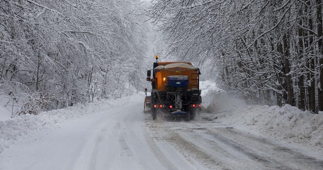 Σε-αυξημένη-επιφυλακή-οι-υπηρεσίες-της-Περιφέρειας-Στερεάς-Ελλάδας-για-την-κακοκαιρία-–-Χιονίζει-από-τις-πρωινές-ώρες