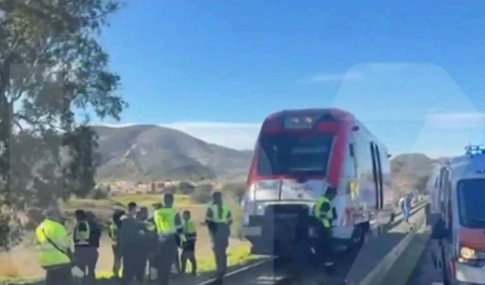 Τρένο-έπεσε-σε-γερανό-στην-Ισπανία-–-Δείτε-βίντεο