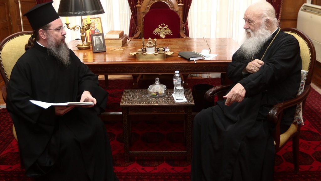 Επίσκεψη-Μητροπολίτη-Αιτωλίας-και-Ακαρνανίας-στον-Αρχιεπίσκοπο-Αθηνών-και-στην-Υπουργό-Παιδείας