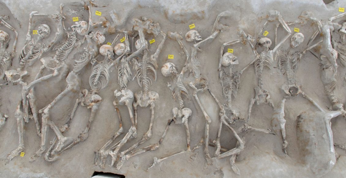 Οι-«Δεσμώτες-επιστρέφουν»-στην-αρχική-τους-θέση,-προστατευμένοι-από-μουσειακό-κέλυφος,-στην-Εσπλανάδα-του-Φαλήρου