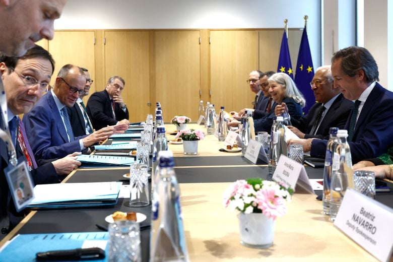 Έκτακτο-Ευρωπαϊκό-Συμβούλιο:-Υψηλός-βαθμός-ενότητας-της-ΕΕ-απέναντι-στις-απειλές-του-Τραμπ