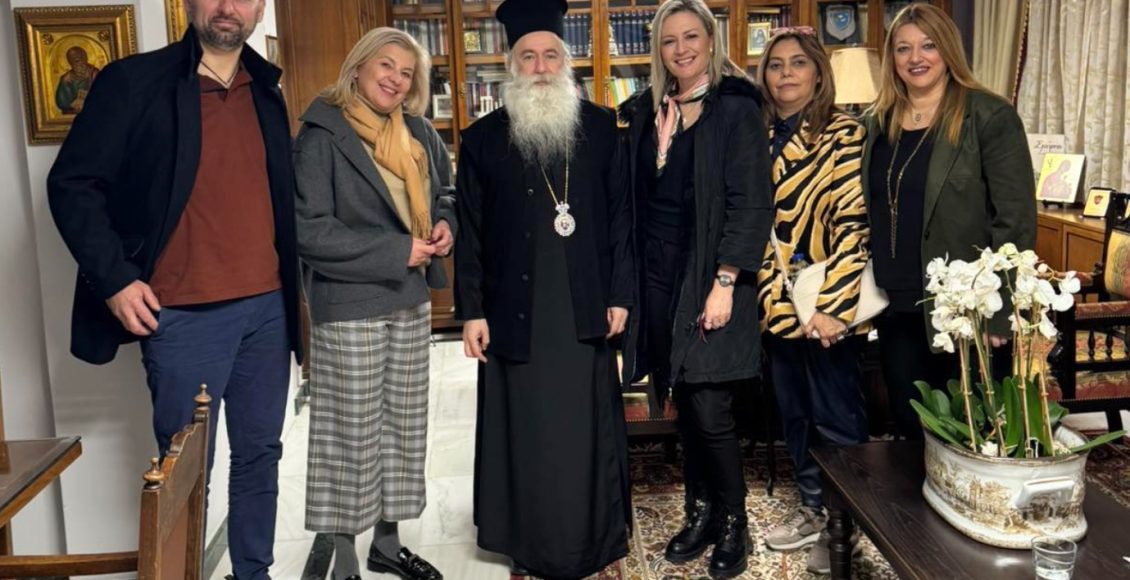 Επίσκεψη-του-Εμπορικού-Συλλόγου-Κορίνθου-στον-Μητροπολίτη-Παύλο