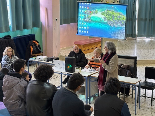 Εκδήλωση-του-ΚΕΣΟ-για-την-επιρροή-των-κοινωνικών-δικτύων-στη-ζωή-των-εφήβων