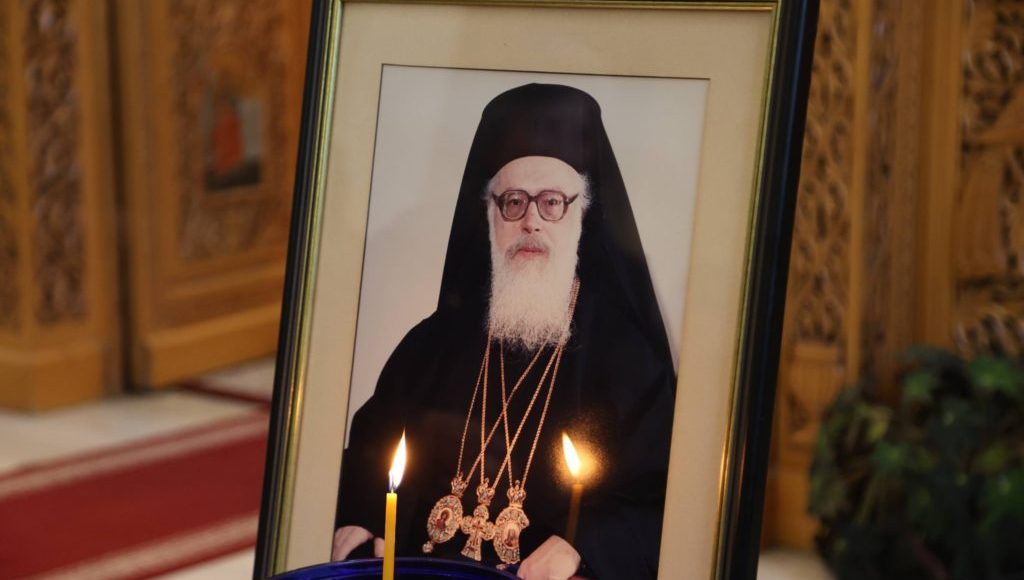 ΖΩΝΤΑΝΑ-–-ΤΙΡΑΝΑ:-Συνοδική-Θεία-Λειτουργία-και-Μνημόσυνο-Αρχιεπισκόπου-κυρού-Αναστασίου