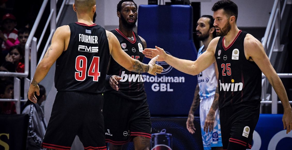 Κολοσσός-–-Ολυμπιακός-85-98:-Ίδρωσαν-για-να-περάσουν-από-τη-Ρόδο-οι-Ερυθρόλευκοι-σε-ματς-με-αποβολές-και-νεύρα