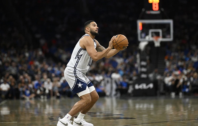 Ολυμπιακός:-Έφτασε-στην-Ελλάδα-ο-Τζόσεφ