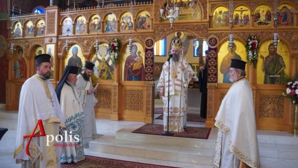 Ο-Μητροπολίτης-Φλωρίνης-στον-Ιερό-Ναό-Μεταμορφώσεως-του-Σωτήρος-στο-thomastown