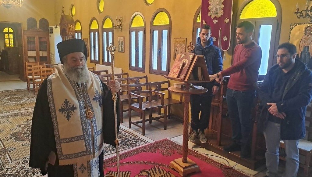 Τρισάγιο-στο-Παρεκκλήσιο-του-Επισκοπείου-Μάνης