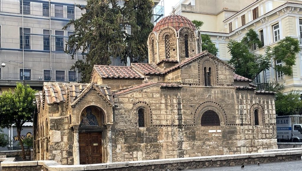 Επίσημος-εορτασμός-ημέρας-των-Τριών-Ιεραρχών-και-της-Ελληνικής-Παιδείας-στο-ΕΚΠΑ.