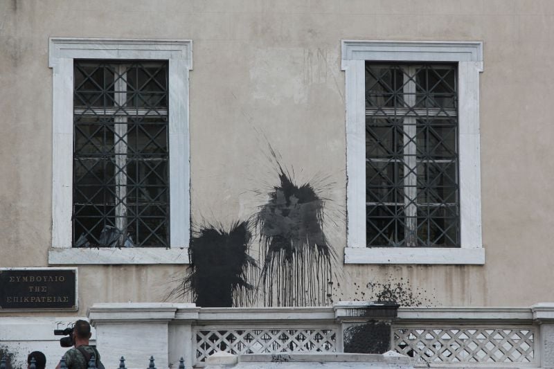 ΣτΕ:-Σταματούν-προσωρινά-οι-εργασίες-στο-ξενοδοχείο-της-Μήλου