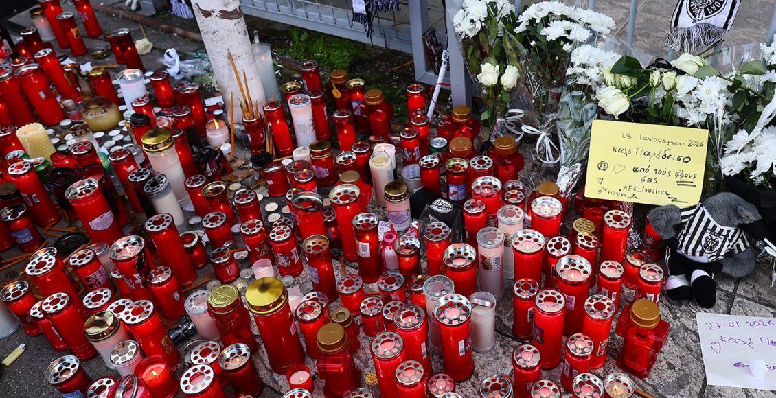 Δεκάδες-φίλoι-του-ΠΑΟΚ-στο-σημείο-της-τραγωδίας-στη-Ρουμανία-–-«Θέλω-τον-Δικέφαλο-στον-τάφο-μου-επάνω»