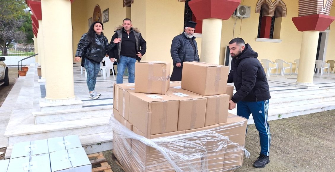 Διανομή-δεμάτων-αγάπης-σε-ευπαθείς-ομάδες-και-άπορες-οικογένειες-της-ΙΜ.-Μαρωνείας