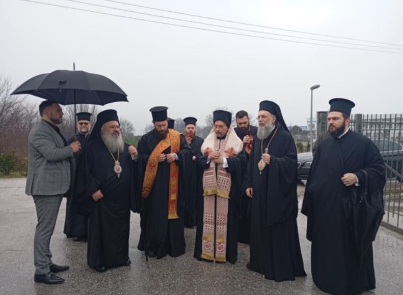 Τρίκαλα:-Τρισάγιο-στον-τόπο-της-τραγωδίας-στη-ΒΙΟΛΟΝΤΑ