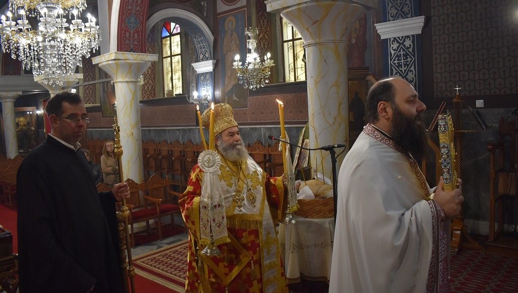 Θεία-Λειτουργία-για-τα-παιδιά-του-Λυκείου-Γυθείου-με-αφορμή-την-εορτή-των-Τριών-Ιεραρχών