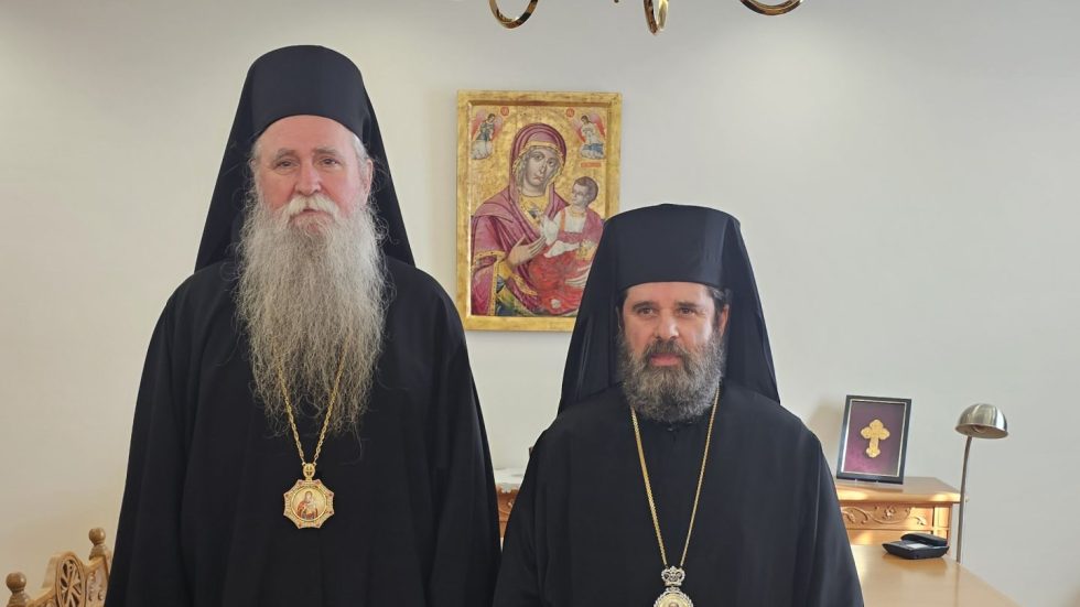 Αρχιεπίσκοπος-Ιωάννης-και-Μητροπολίτης-Ιωαννίκιος-επιβεβαίωσαν-τους-αδελφικούς-δεσμούς-των-Εκκλησιών-Αλβανίας-και-Σερβίας