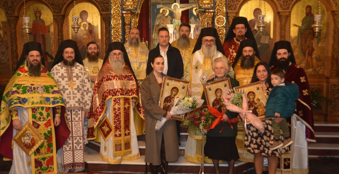Μητρόπολη-Αλεξανδρουπόλεως:-Βράβευση-της-γυναίκας-ως-μητέρας,-γιαγιάς-και-μέλλουσας-μητέρας