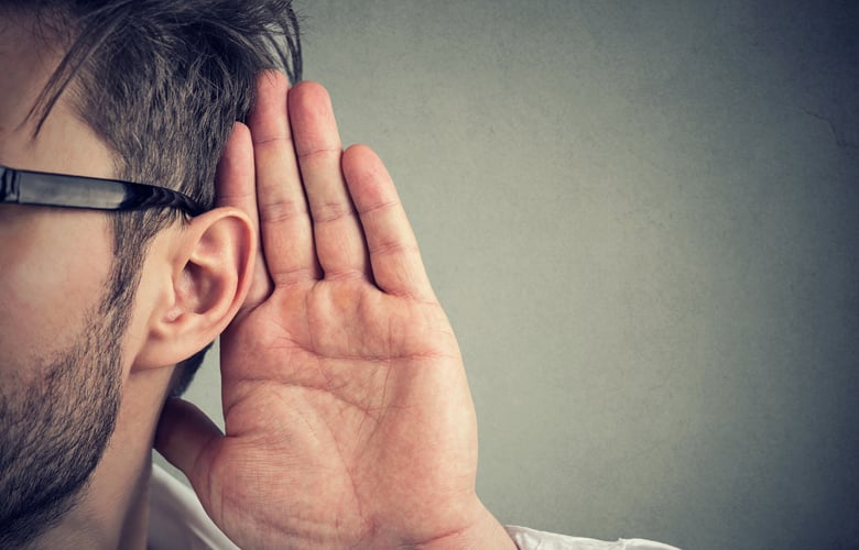 Φυλάκιση-12-μηνών,-με-αναστολή,-σε-57χρονη-που-δάγκωσε-στο-αφτί-τον-σύντροφό-της-και-έκοψε-κομμάτι