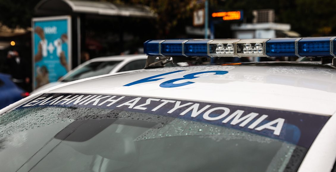 Εργοστάσιο-πλαστών-εγγράφων-στο-κέντρο-της-Αθήνας-–-900-κλεμμένα-διαβατήρια-στα-χέρια-της-αστυνομίας