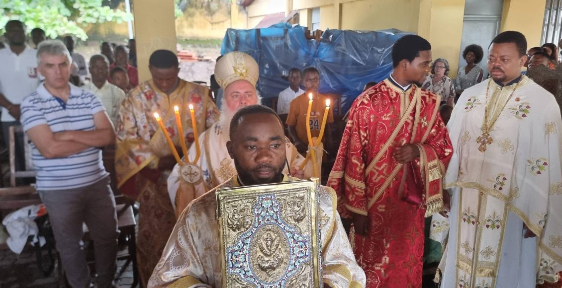 Κυριακή-του-Τελώνου-και-του-Φαρισαίου-και-Εορτή-της-Μητέρας-στην-Κινσάσα