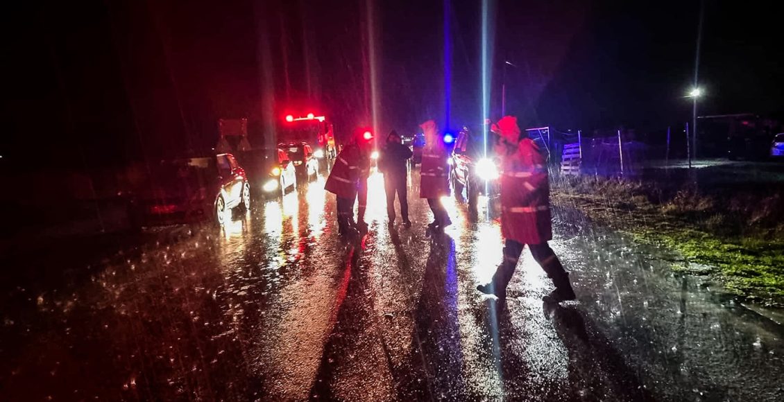 Νεκρός-εντοπίστηκε-ο-άνδρας-που-επιχείρησε-με-αυτοκίνητο-να-διασχίσει-«φουσκωμένη»-ιρλανδική-διάβαση