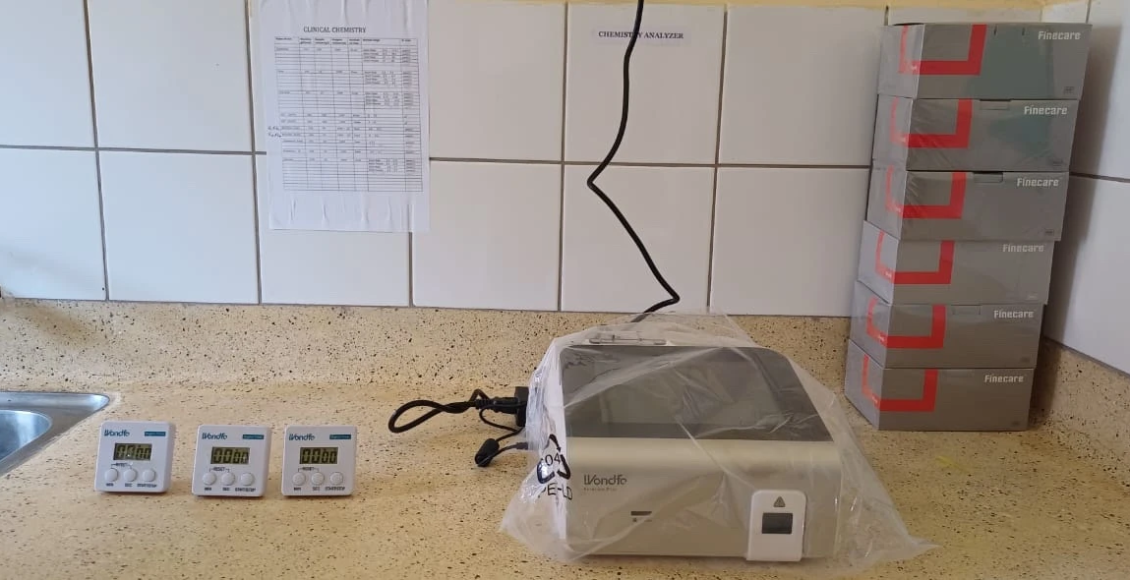 Δωρεάν-ιατρικών-μηχανημάτων-στο-νοσοκομείο-“Ανάστασις”-της-Επισκοπής-Μπουκόμπας