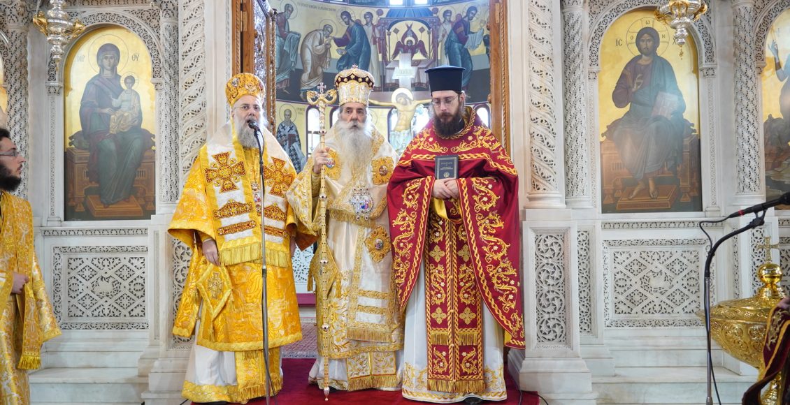 Θεία-Λειτουργία-για-την-20ετή-Ποιμαντορία-του-Μητροπολίτη-Πειραιώς