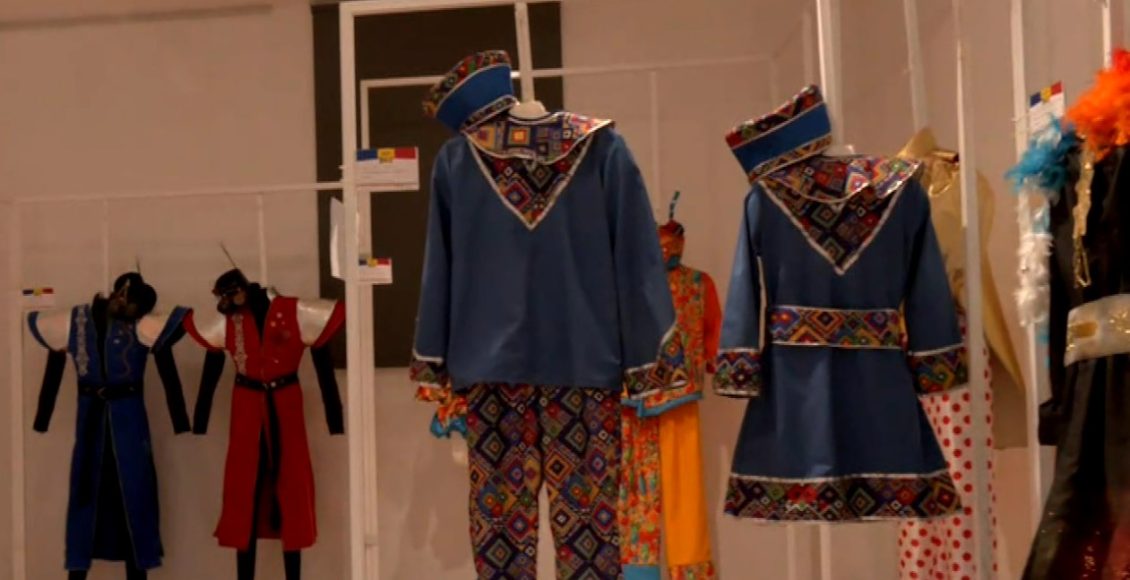 Πάτρα:-Έκθεση-αποκριάτικων-κουστουμιών-στην-Αγορά-Αργύρη-–-ertnews.gr