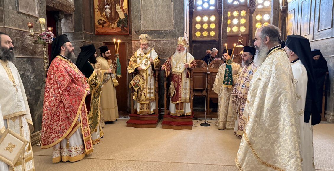 Αρχιερατικό-συλλείτουργο-για-τα-1073-χρόνια-από-την-Κοίμηση-του-Οσίου-Λουκά-του-εν-Στειρίω