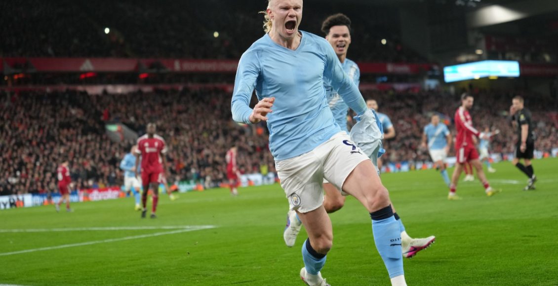 premier-league:-Η-Μάντσεστερ-Σίτι-άλωσε-το-Άνφιλντ-με-ανατροπή-και-παρέμεινε-ζωντανή-για-τίτλο