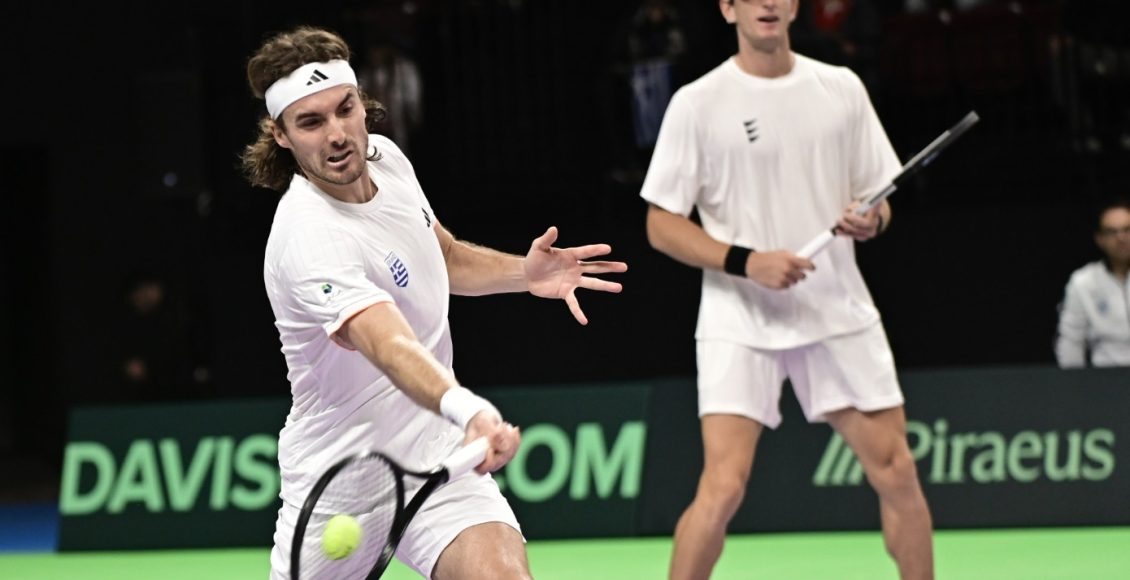 davis-cup:-Οι-Τσιτσιπάς-–-Σακελλαρίδης-έκαναν-το-2-1-για-την-Ελλάδα-κόντρα-στο-Μεξικό