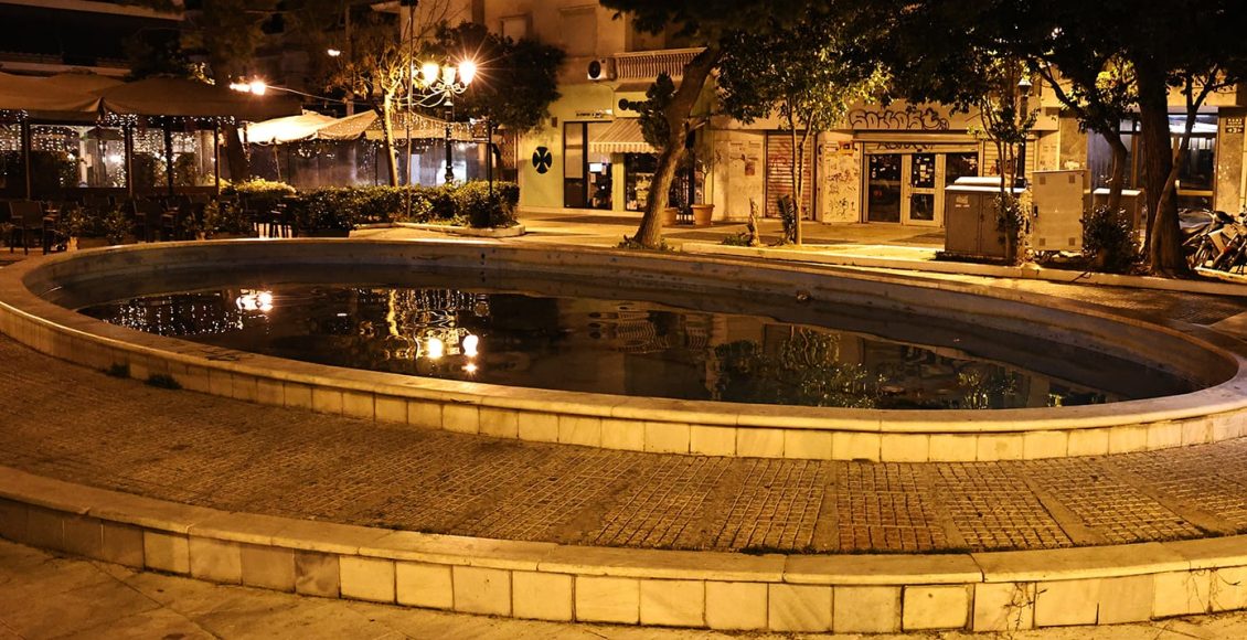 Κοριτσάκι-δύο-ετών-ανασύρθηκε-χωρίς-τις-αισθήσεις-του-από-σιντριβάνι-στην-Καλλιθέα