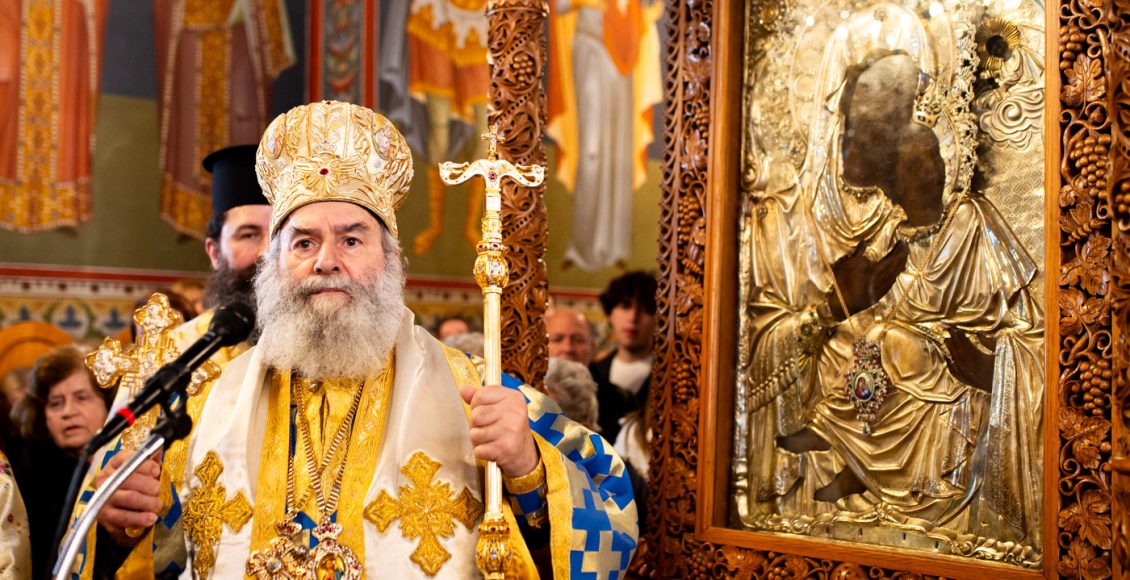 Επέστρεψε-στον-Θρόνο-Της-η-Παναγία-η-“Υπαπαντή”