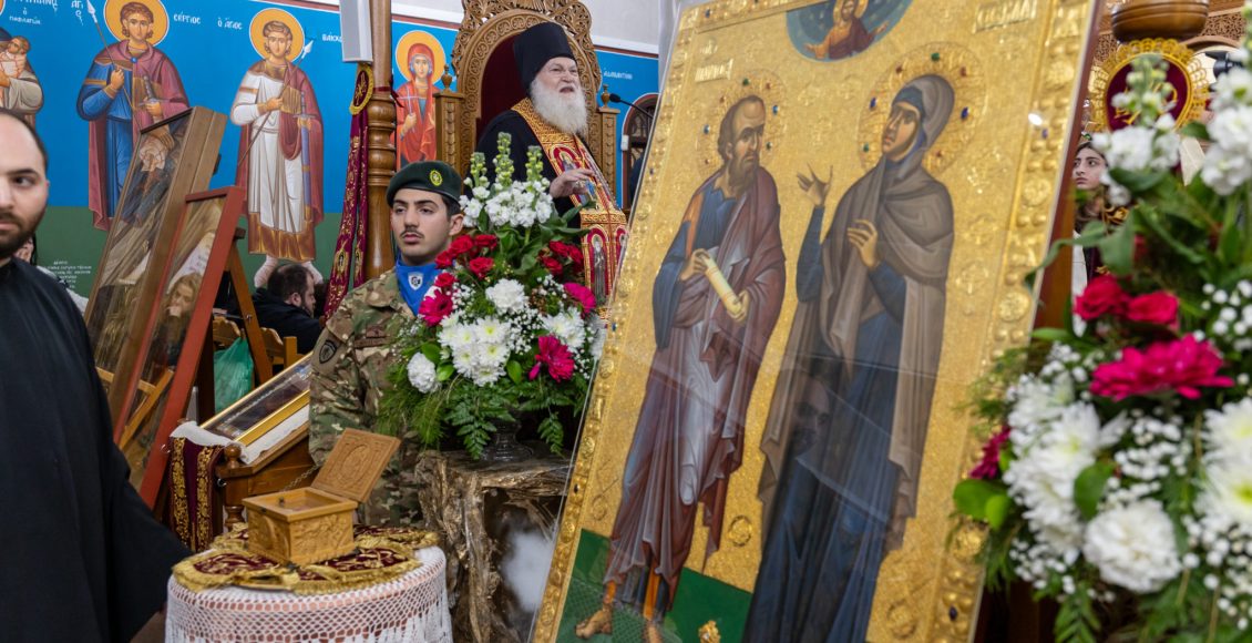Πλήθος-πιστών-στην-υποδοχή-της-Ιεράς-Εικόνας-της-Αγίας-Θέκλης-στη-Λάρνακα-(ΒΙΝΤΕΟ)