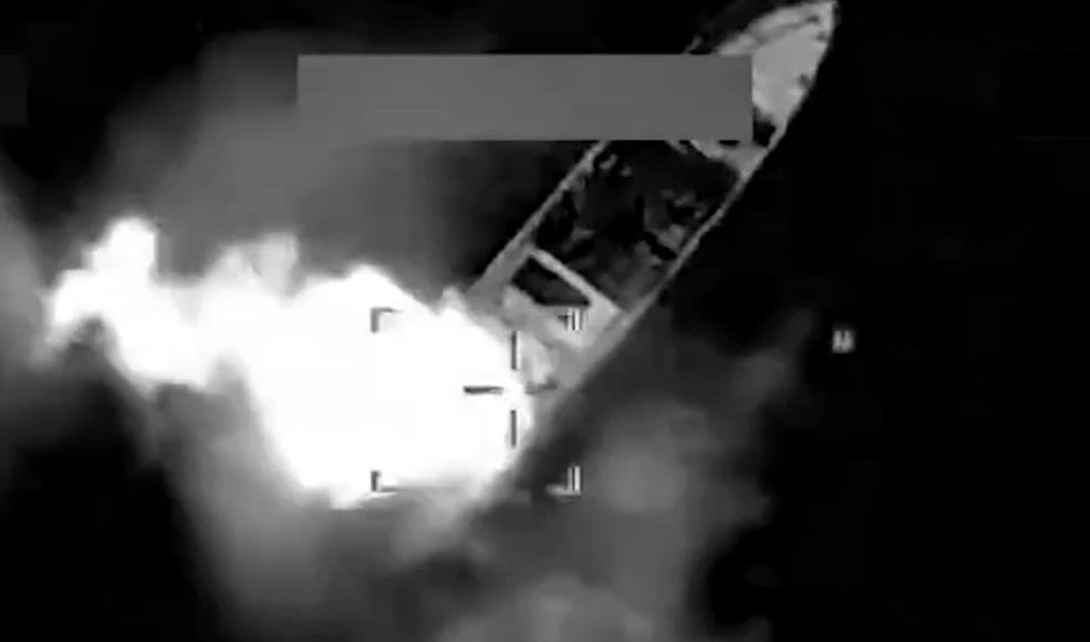 Νέος-βομβαρδισμός-των-ΗΠΑ-εναντίον-ταχύπλοου-που-φέρεται-να-ανήκε-σε-διακινητές-ναρκωτικών-στον-Ειρηνικό-–-Δύο-νεκροί