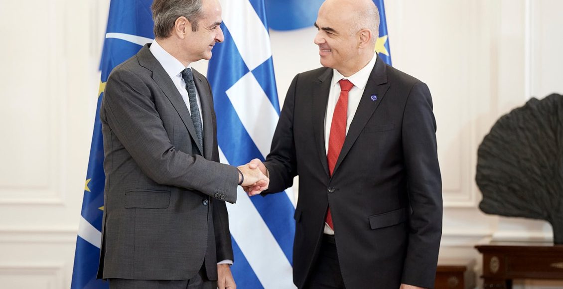 Συνάντηση-Μητσοτάκη-με-τον-ΓΓ-του-Συμβουλίου-της-Ευρώπης:-«Τα-τελευταία-χρόνια-η-Ελλάδα-έχει-αλλάξει-σελίδα»