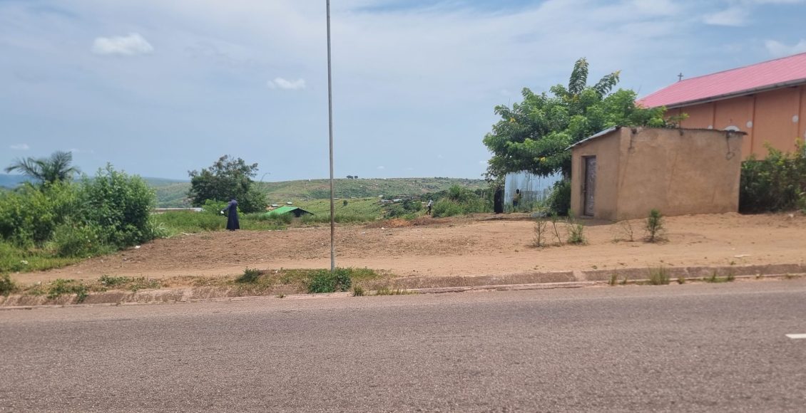 Ευχαριστήριο-Μητροπόλεως-Κινσάσας-προς-όλους-όσοι-συνέβαλαν-στην-αγορά-οικοπέδου-για-την-ανέγερση-σχολείου