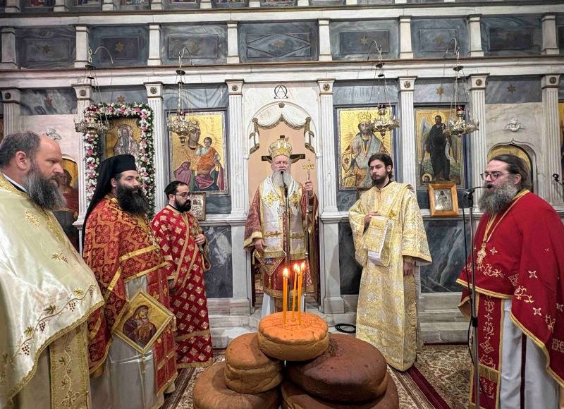 Η-πανήγυρις-του-Αγίου-Χαραλάμπους-στη-Μητρόπολη-Χαλκίδος