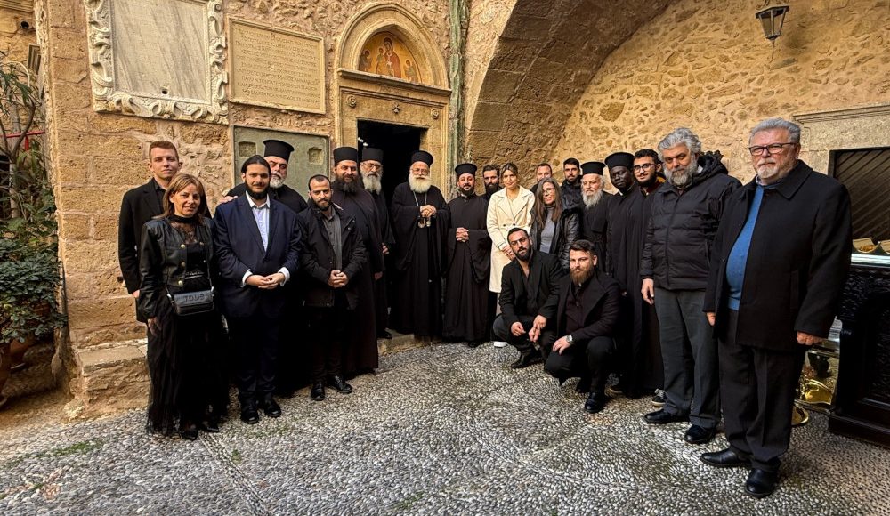 Χειροτονία-Διακόνου-από-τον-Μητροπολίτη-Κύριλλο-στην-Ιερά-Μονή-Τοπλού-Σητείας