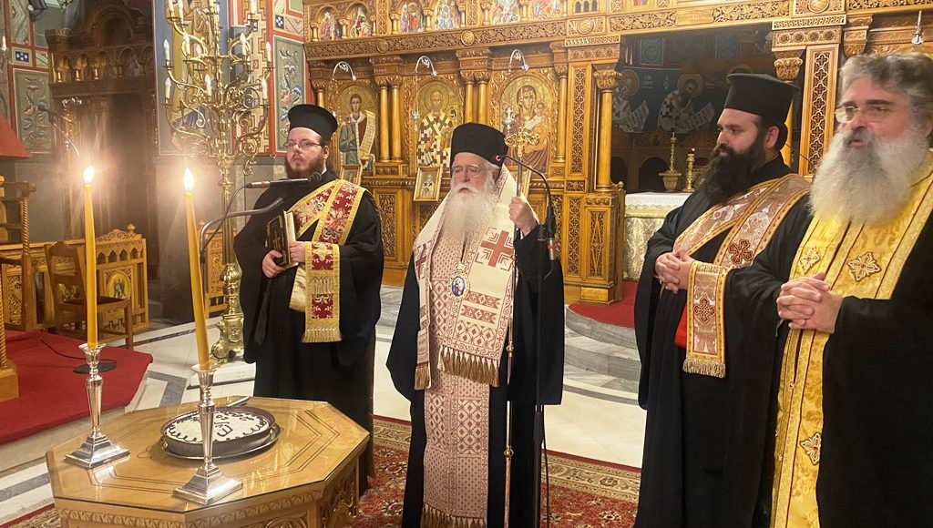 Στη-σύναξη-νέων-και-φοιτητών-του-Αγίου-Νικολάου-Βόλου-ο-Μητροπολίτης-Ιγνάτιος