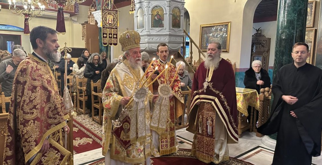 Ελευθερουπόλεως-Χρυσόστομος:-Άγιος-Χαράλαμπος-κοσμείται-με-το-διπλό-στεφάνι-της-Ιερωσύνης-και-του-Μαρτυρίου