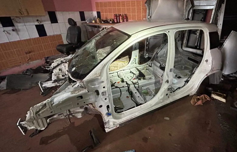 eξαρθρώθηκε-σπείρα-που-διέπραττε-κλοπές-και-πλαστογραφίες-αυτοκινήτων-και-μοτοσυκλετών-στην-Αττική