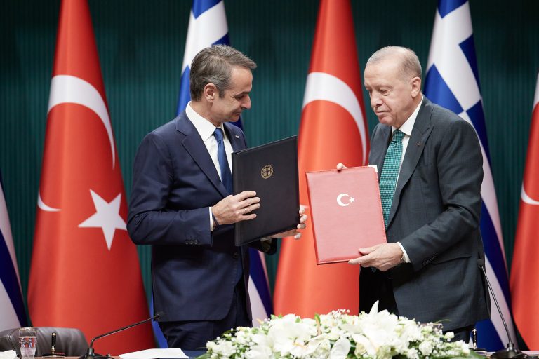 Συνάντηση-Μητσοτάκη-–-Ερτνογάν-στην-Άγκυρα:-Επισκόπηση-διμερών-σχέσεων,-ανοικτή-δίαυλοι-και-οι-συμφωνίες-που-υπεγράφησαν