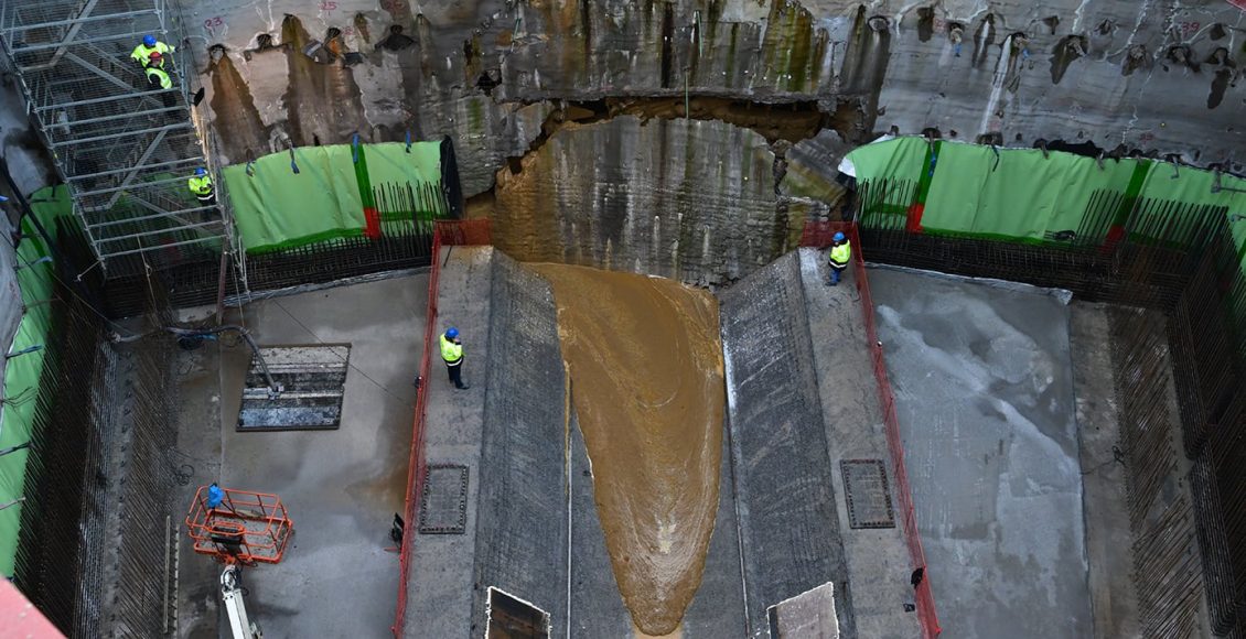 Έφτασε-ο-μετροπόντικας-«Αθηνά»-στον-Ευαγγελισμό-με-το-«break-on-through»-των-doors-–-Δείτε-βίντεο-και-φωτογραφίες