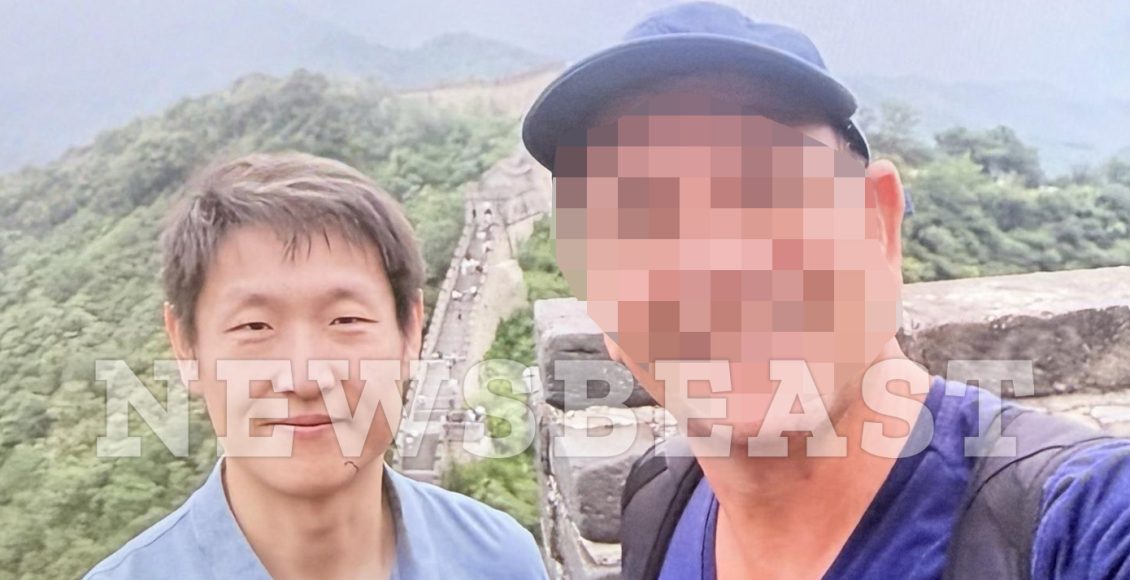 Υπόθεση-σμηνάρχου:-Οι-selfies-στο-Σινικό-Τείχος,-η-κάρτα-από-το-Χονγκ-Κονγκ-και-οι-απόστρατοι-που-μπαίνουν-στο-«στόχαστρο»