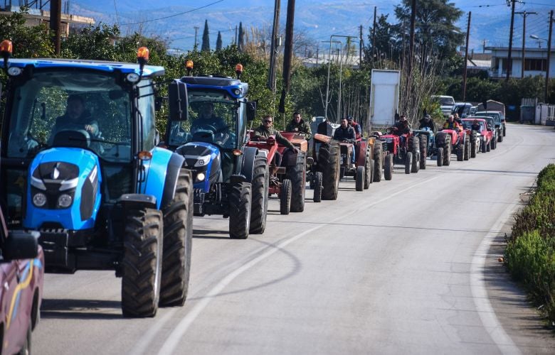 Έρχονται-οι-αγρότες-στην-Αθήνα-–-Απόβαση-δεκάδων-τρακτέρ-μπροστά-στη-Βουλή