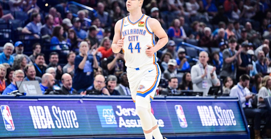 standing-ovation-για-τον-μαχητή-Νίκολα-Τόπιτς-στο-ντεμπούτο-του-με-τους-Θάντερ