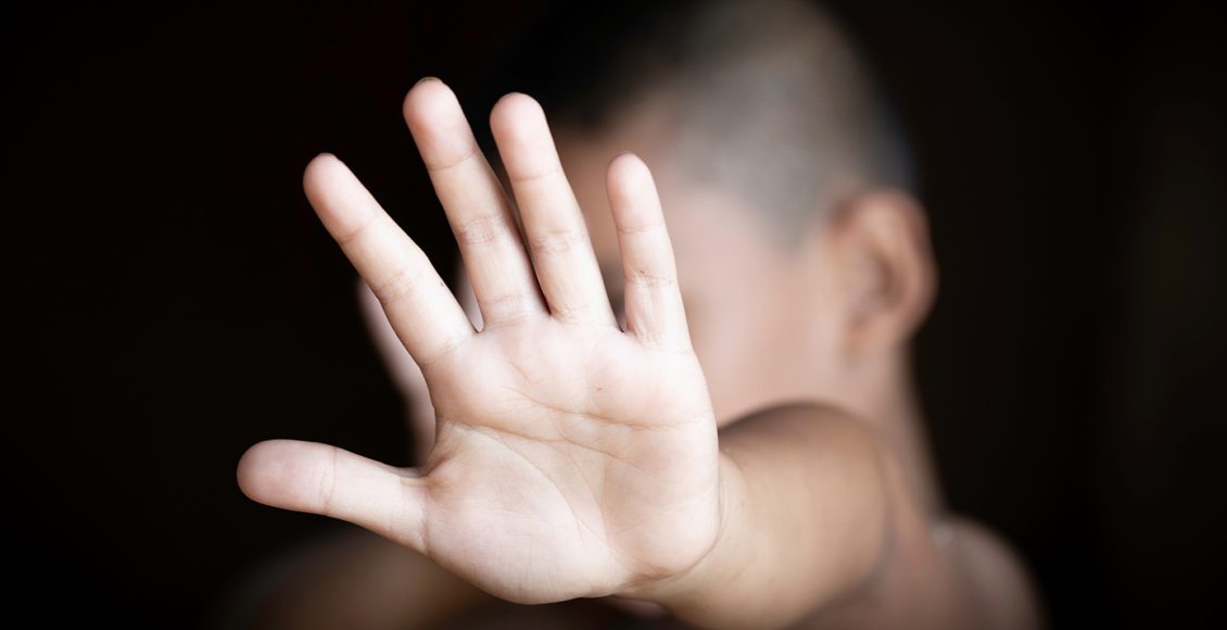 «Το-έβαλε-σε-στρώμα-και-το-χτυπούσε»-–-Η-δασκάλα-που-χαστούκισε-παιδί-με-αυτισμό-στην-Πάτρα,-το-είχε-χτυπήσει-ξανά